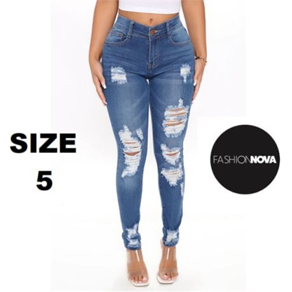 Fashion Nova, Women's Reagan Mid Rise Skinny Jeans-Medium Blue Wash. Size:5. NWT